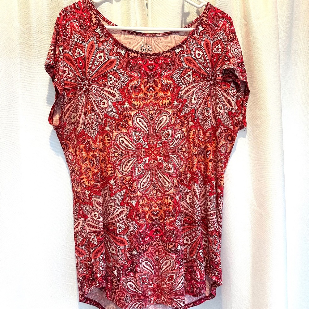 WESTPORT 1962 Red and White Paisley Short Sleeve Pullover Stretch Top size Large